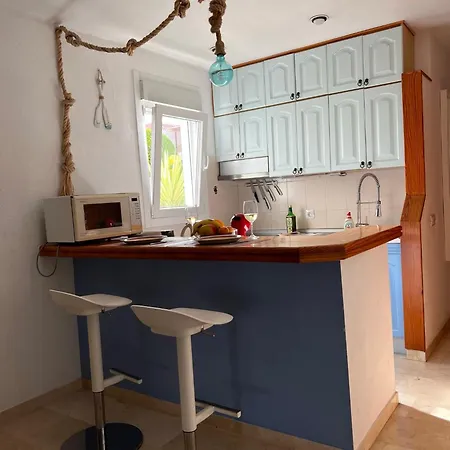 Cactus's House, 150 M Beach, 1 Bdr, 4 Guests, Wifi, Netflix, Apartament Costa Adeje (Tenerife)
