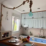 Cactus's House, 150 M Beach, 1 Bdr, 4 Guests, Wifi, Netflix, Daire *