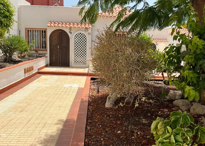 Cactus's House, 150 M Beach, 1 Bdr, 4 Guests, Wifi, Netflix, Διαμέρισμα *